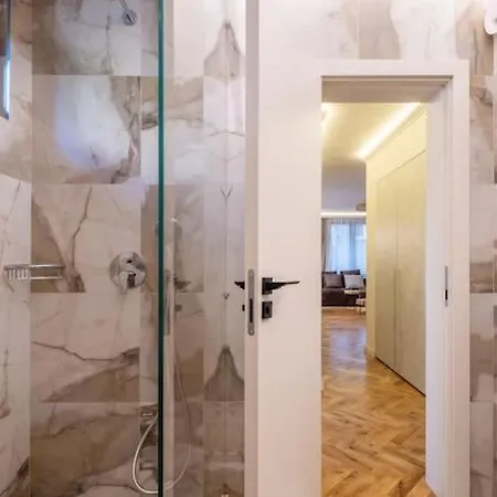 아파트 Sofapart Stylish & Fancy Place With 1 Bdr 소피아
