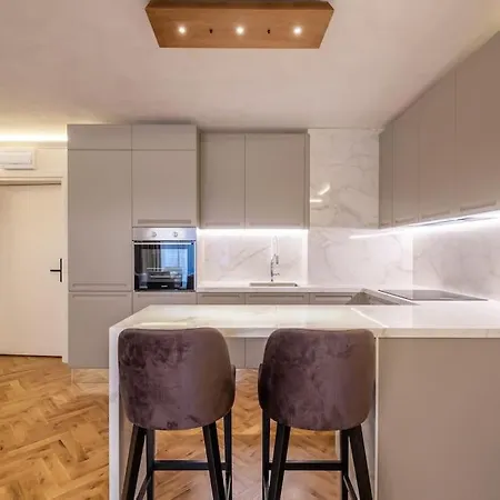 Sofapart Stylish & Fancy Place With 1 Bdr *