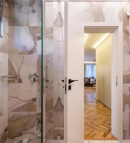 アパート Sofapart Stylish & Fancy Place With 1 Bdr ソフィア