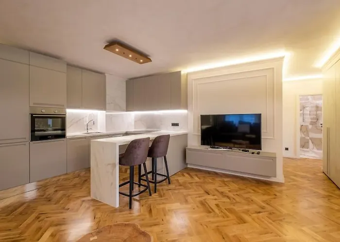 Sofapart Stylish & Fancy Place With 1 Bdr アパート