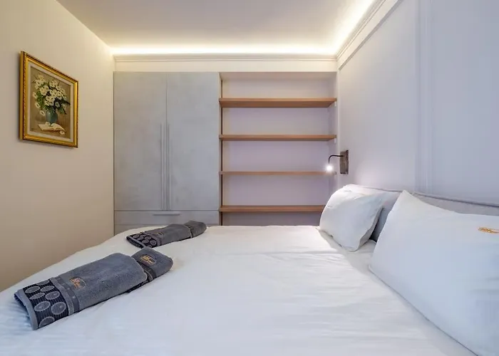 Sofapart Stylish & Fancy Place With 1 Bdr *