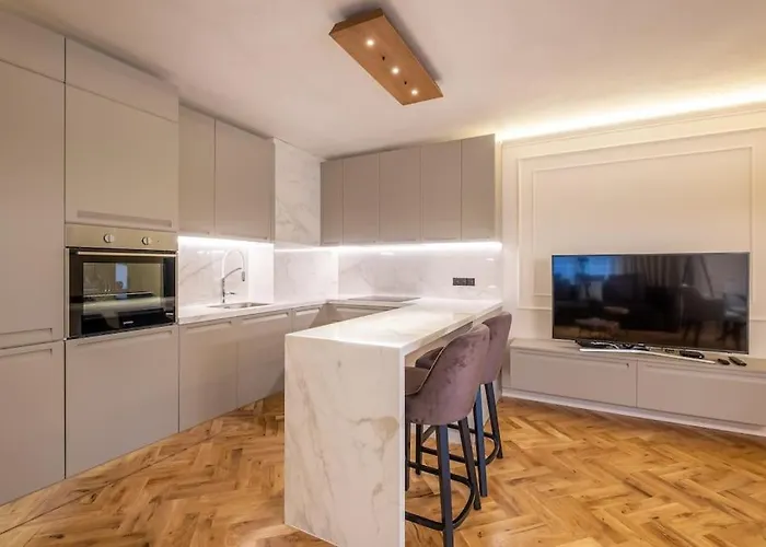 Sofapart Stylish & Fancy Place With 1 Bdr