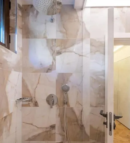 Sofapart Stylish & Fancy Place With 1 Bdr アパート *